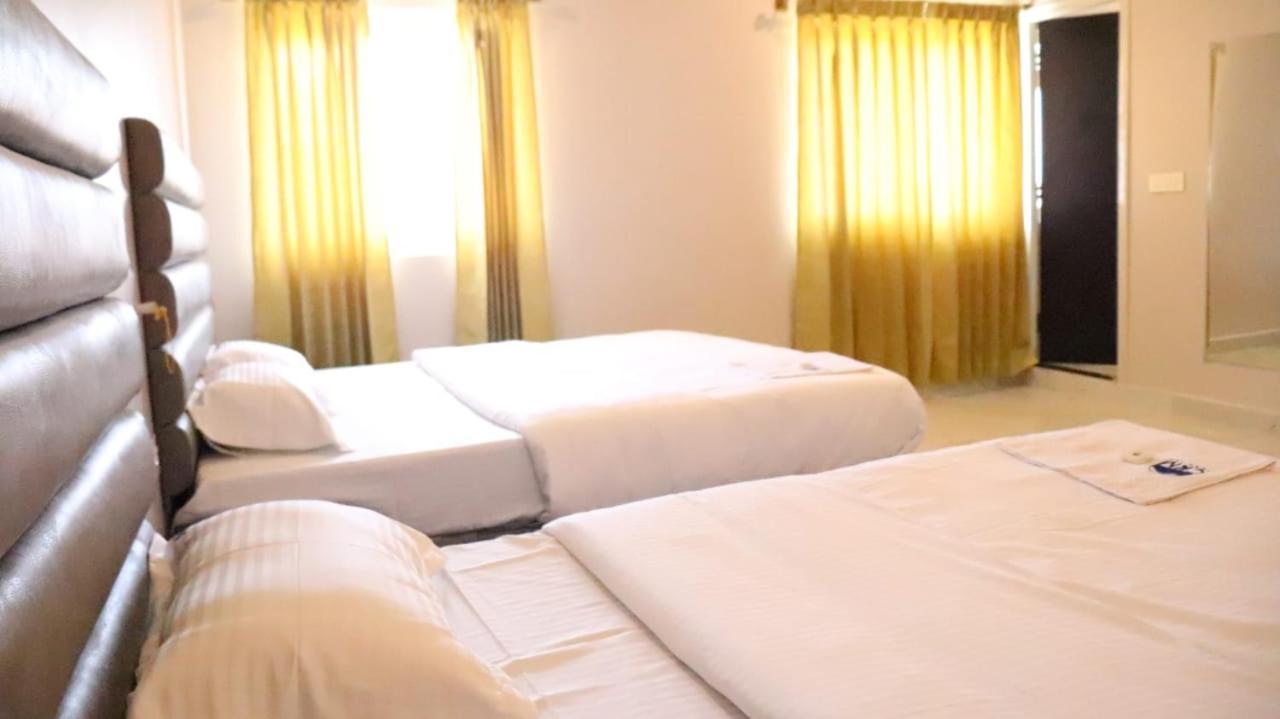 Ckm Town Inn Chikmagalūr Esterno foto