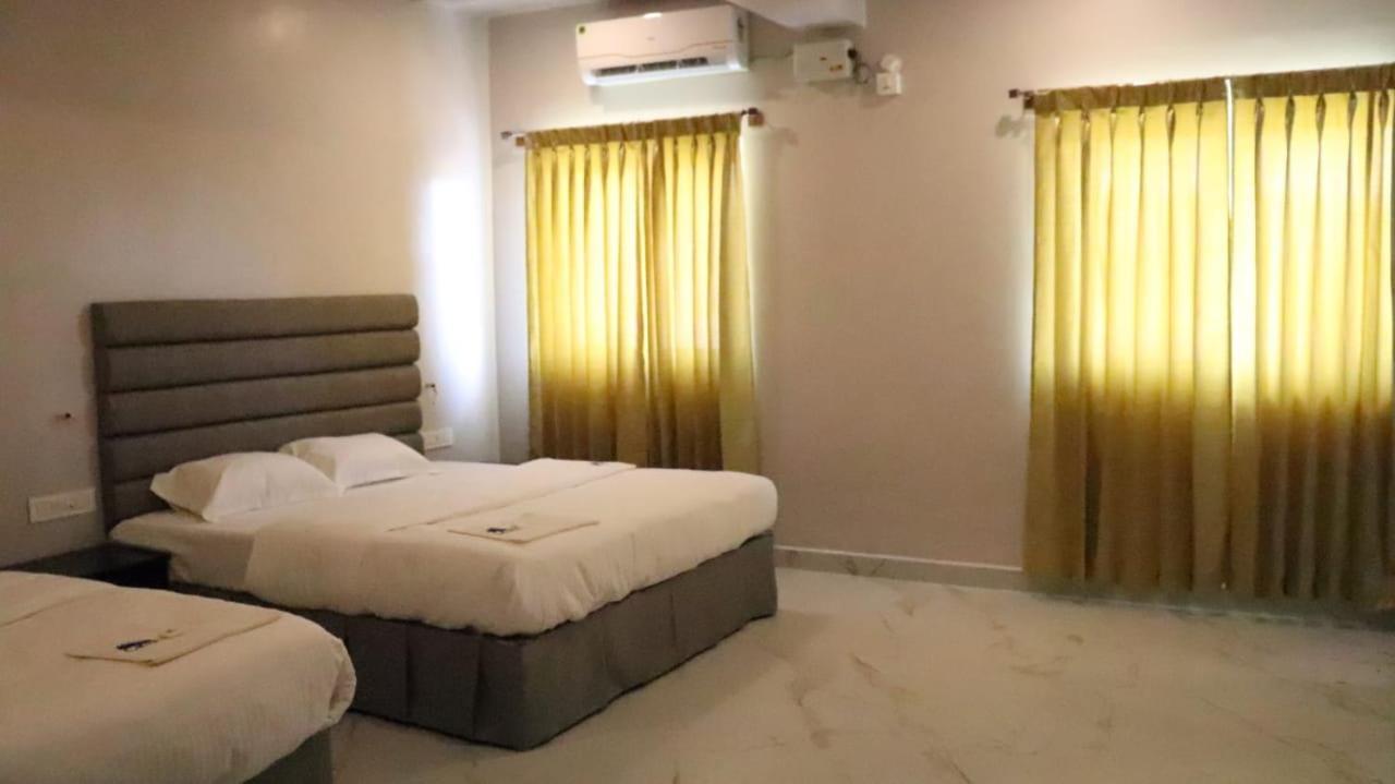 Ckm Town Inn Chikmagalūr Esterno foto
